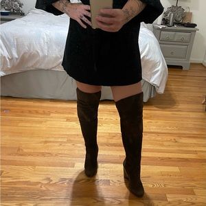 UGG Thigh high wedge boots - STUNNING ON!! SUPER COMFY - PERFECT FOR FALL winter
